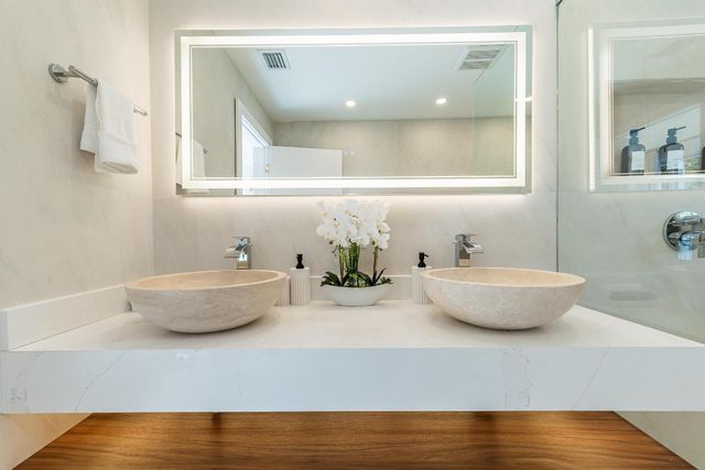 616 NE 16th Terrace, Fort Lauderdale, FL 33304