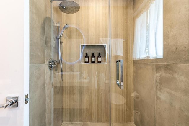 616 NE 16th Terrace, Fort Lauderdale, FL 33304