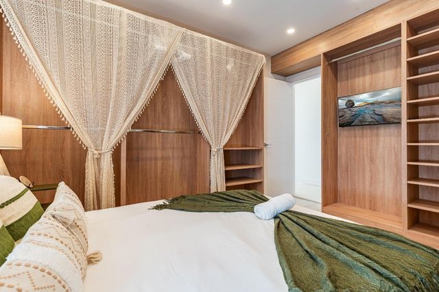 616 NE 16th Terrace, Fort Lauderdale, FL 33304