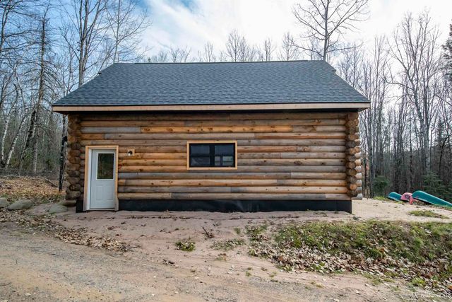 379 Sheltrow Road, Crystal Falls, MI 49920