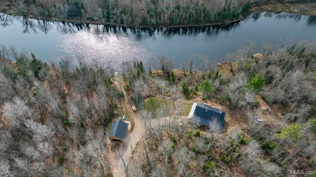 379 Sheltrow Road, Crystal Falls, MI 49920