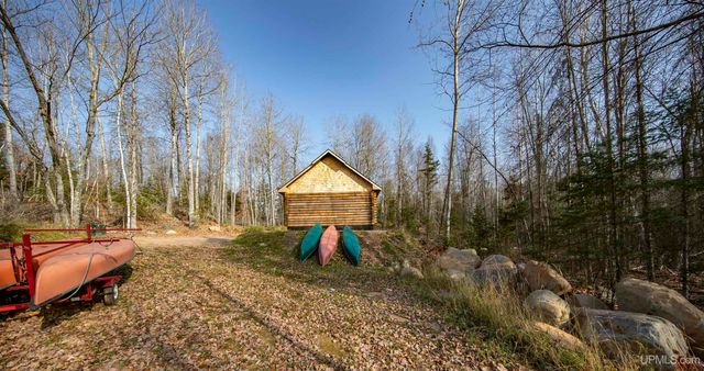 379 Sheltrow Road, Crystal Falls, MI 49920