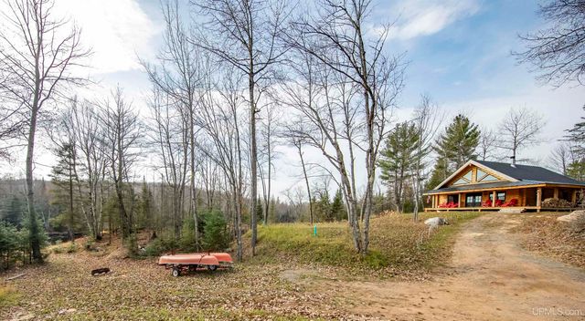 379 Sheltrow Road, Crystal Falls, MI 49920