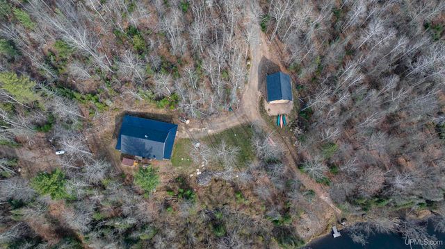379 Sheltrow Road, Crystal Falls, MI 49920
