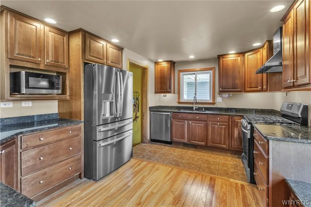 3878 Lockport Road, Wheatfield, NY 14132