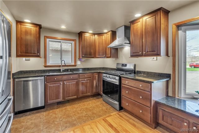 3878 Lockport Road, Wheatfield, NY 14132