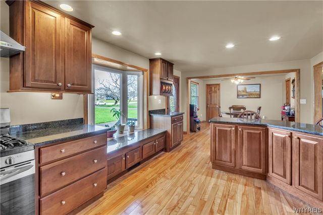 3878 Lockport Road, Wheatfield, NY 14132