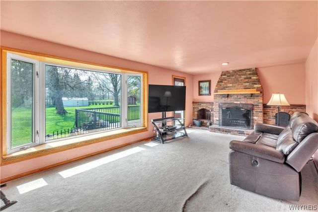 3878 Lockport Road, Wheatfield, NY 14132