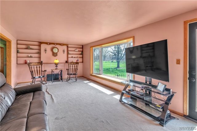 3878 Lockport Road, Wheatfield, NY 14132