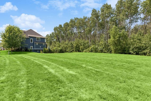 34 Rapp Farm Boulevard, North Oaks, MN 55127