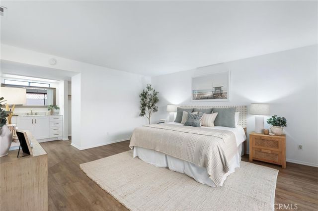 732 Hermosa Avenue, Hermosa Beach, CA 90254