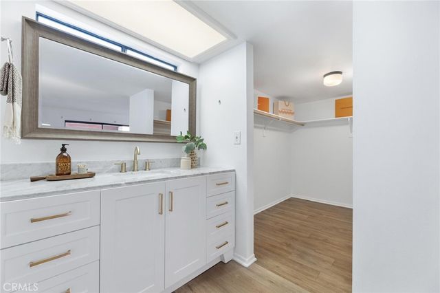 732 Hermosa Avenue, Hermosa Beach, CA 90254