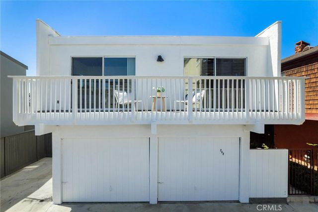 732 Hermosa Avenue, Hermosa Beach, CA 90254