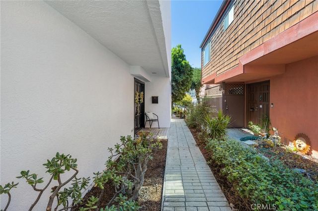 732 Hermosa Avenue, Hermosa Beach, CA 90254