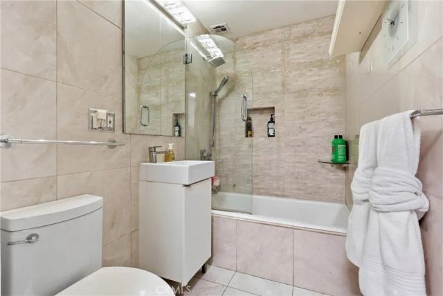 100 Atlantic 1103, Long Beach, CA 90802