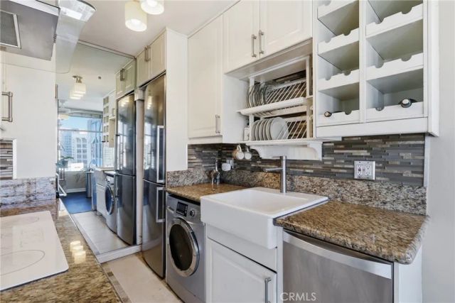 100 Atlantic 1103, Long Beach, CA 90802