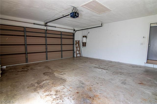 2112 Cornwallis PKWY, Cape Coral, FL 33904