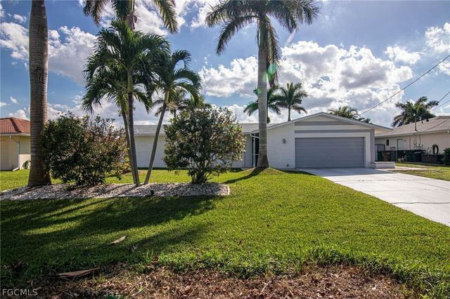 2112 Cornwallis PKWY, Cape Coral, FL 33904