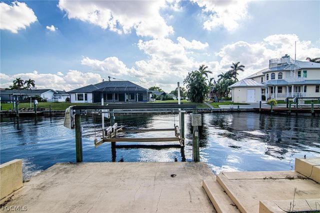 2112 Cornwallis PKWY, Cape Coral, FL 33904
