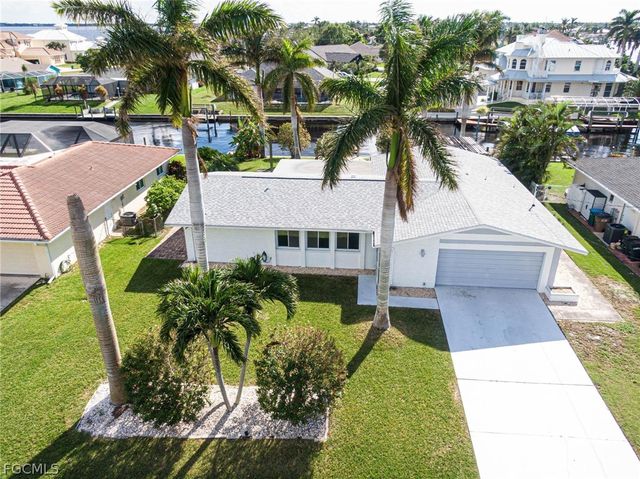 2112 Cornwallis PKWY, Cape Coral, FL 33904