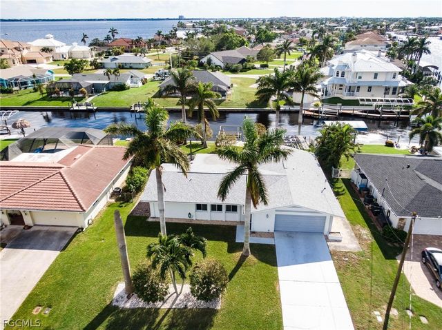 2112 Cornwallis PKWY, Cape Coral, FL 33904