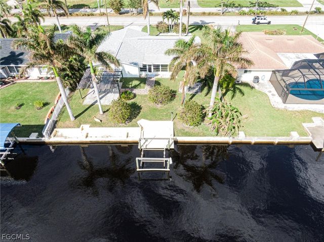 2112 Cornwallis PKWY, Cape Coral, FL 33904