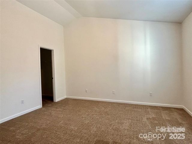 6207 Thompson Brook Lane, Charlotte, NC 28212