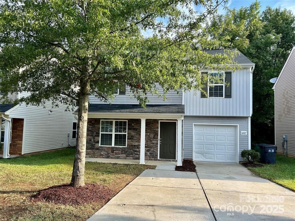 6207 Thompson Brook Lane, Charlotte, NC 28212