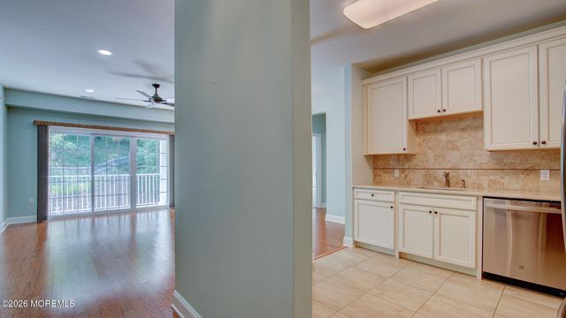 103 Becket Way, Morganville, NJ 07751