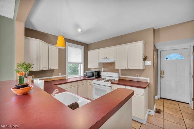 10410 Baltic Road, Cleveland, OH 44102