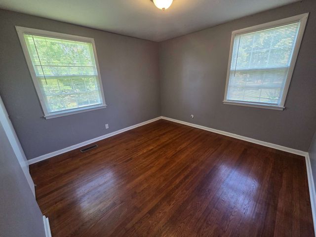 218 Walcott Dr, Nashville, TN 37214