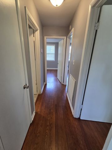 218 Walcott Dr, Nashville, TN 37214