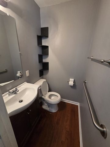 218 Walcott Dr, Nashville, TN 37214