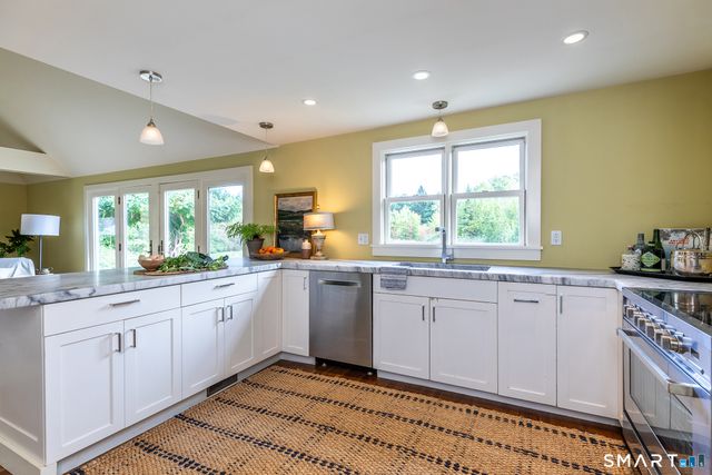 20 Jewel Street, Cornwall, CT 06753
