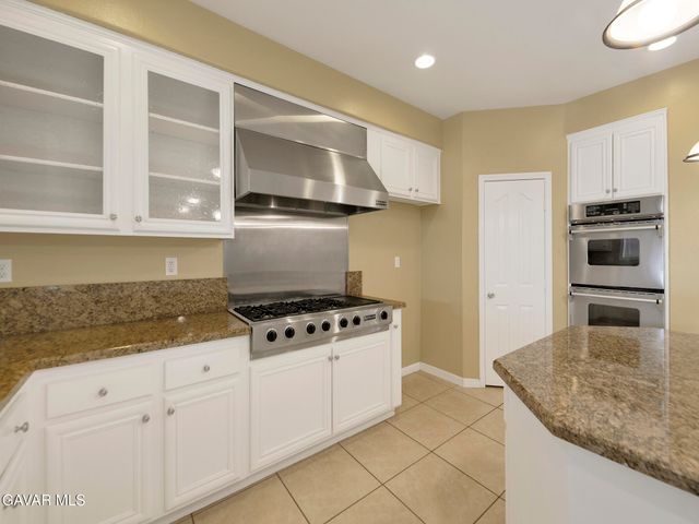 3700 W Parkridge Lane, Palmdale, CA 93551
