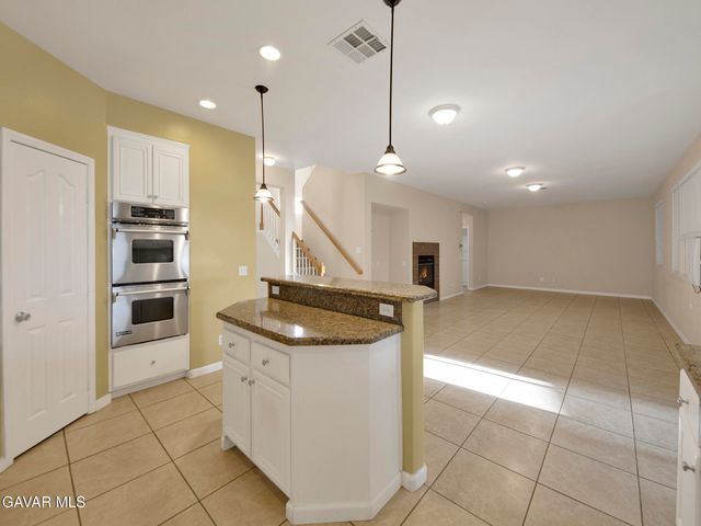 3700 W Parkridge Lane, Palmdale, CA 93551