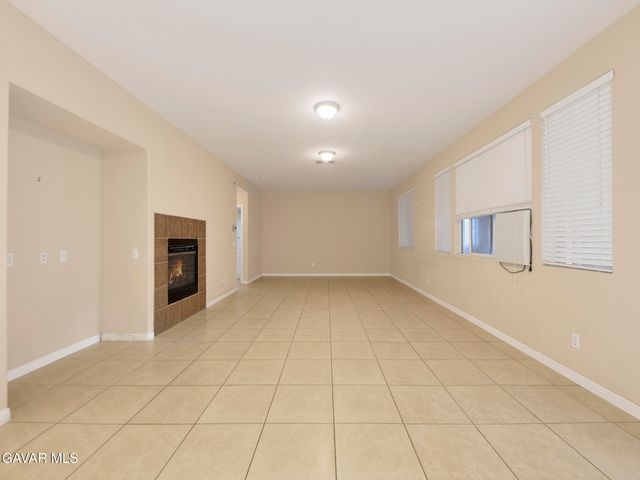 3700 W Parkridge Lane, Palmdale, CA 93551