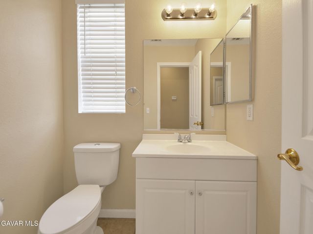 3700 W Parkridge Lane, Palmdale, CA 93551