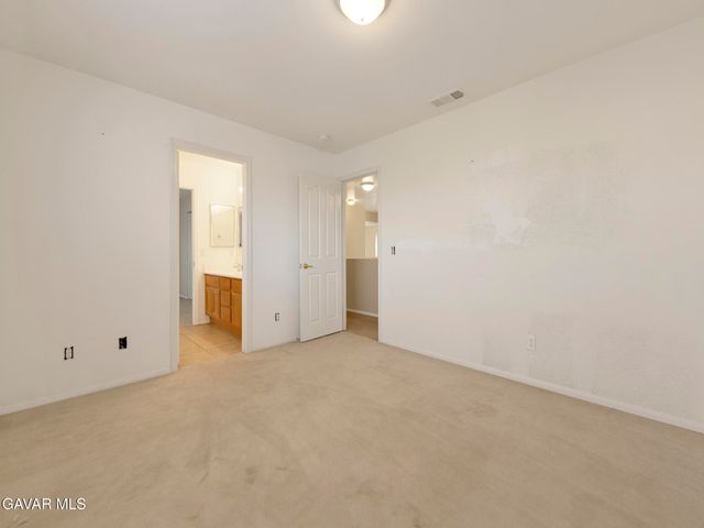 3700 W Parkridge Lane, Palmdale, CA 93551