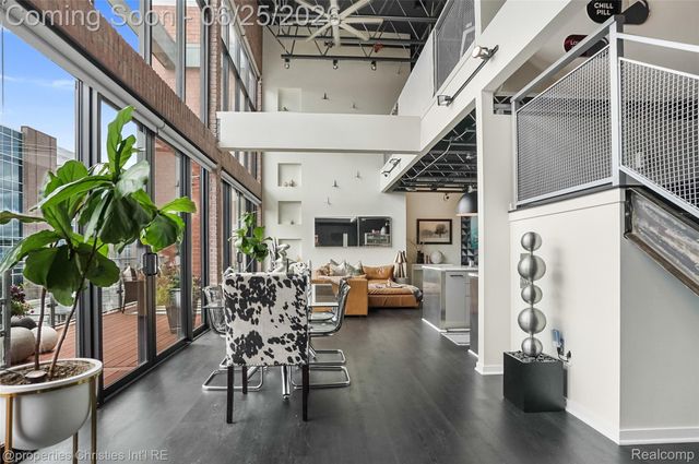 111 N Main Street 306, Royal Oak, MI 48067