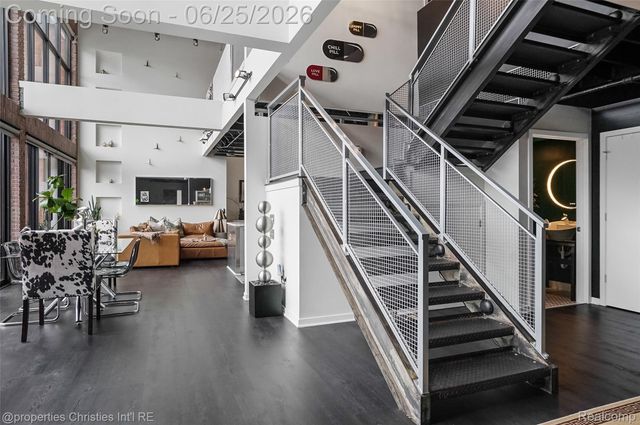 111 N Main Street 306, Royal Oak, MI 48067
