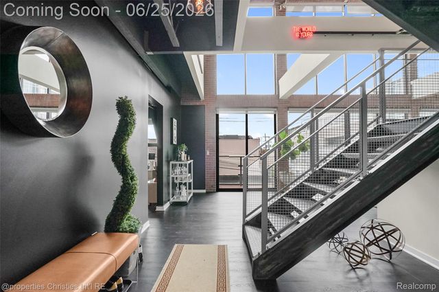 111 N Main Street 306, Royal Oak, MI 48067