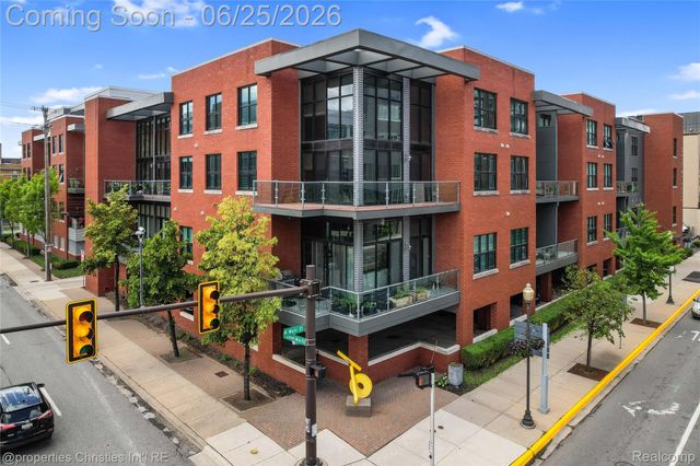 111 N Main Street 306, Royal Oak, MI 48067