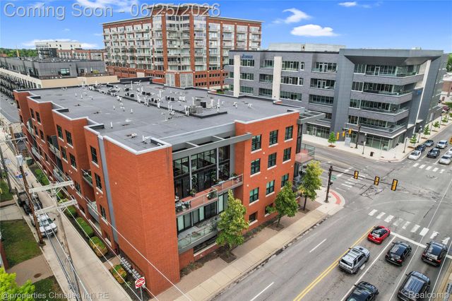 111 N Main Street 306, Royal Oak, MI 48067