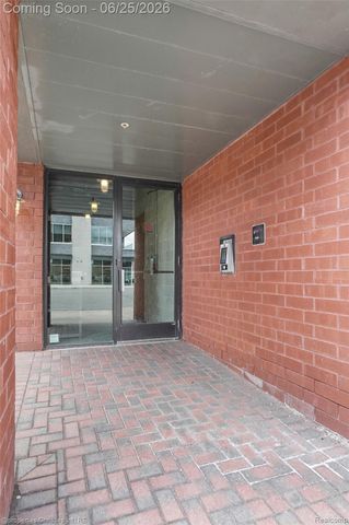 111 N Main Street 306, Royal Oak, MI 48067