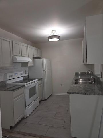 65 Montgomery Ave, Irvington Twp., NJ 07111