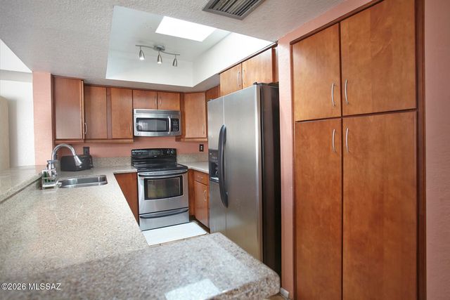 3239 N Mill Avenue, Tucson, AZ 85712