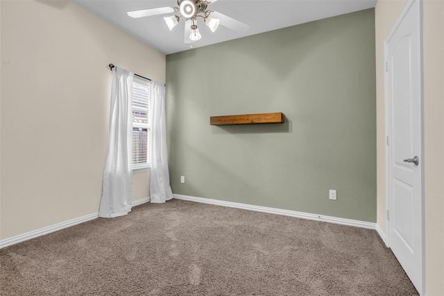 6515 Hunters Trace Lane, Baytown, TX 77521