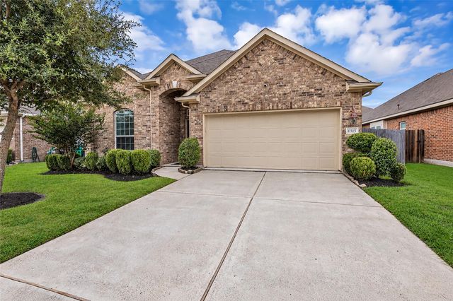 6515 Hunters Trace Lane, Baytown, TX 77521