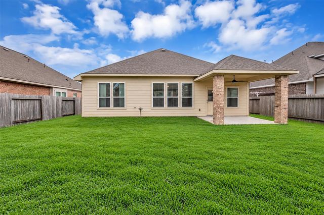 6515 Hunters Trace Lane, Baytown, TX 77521